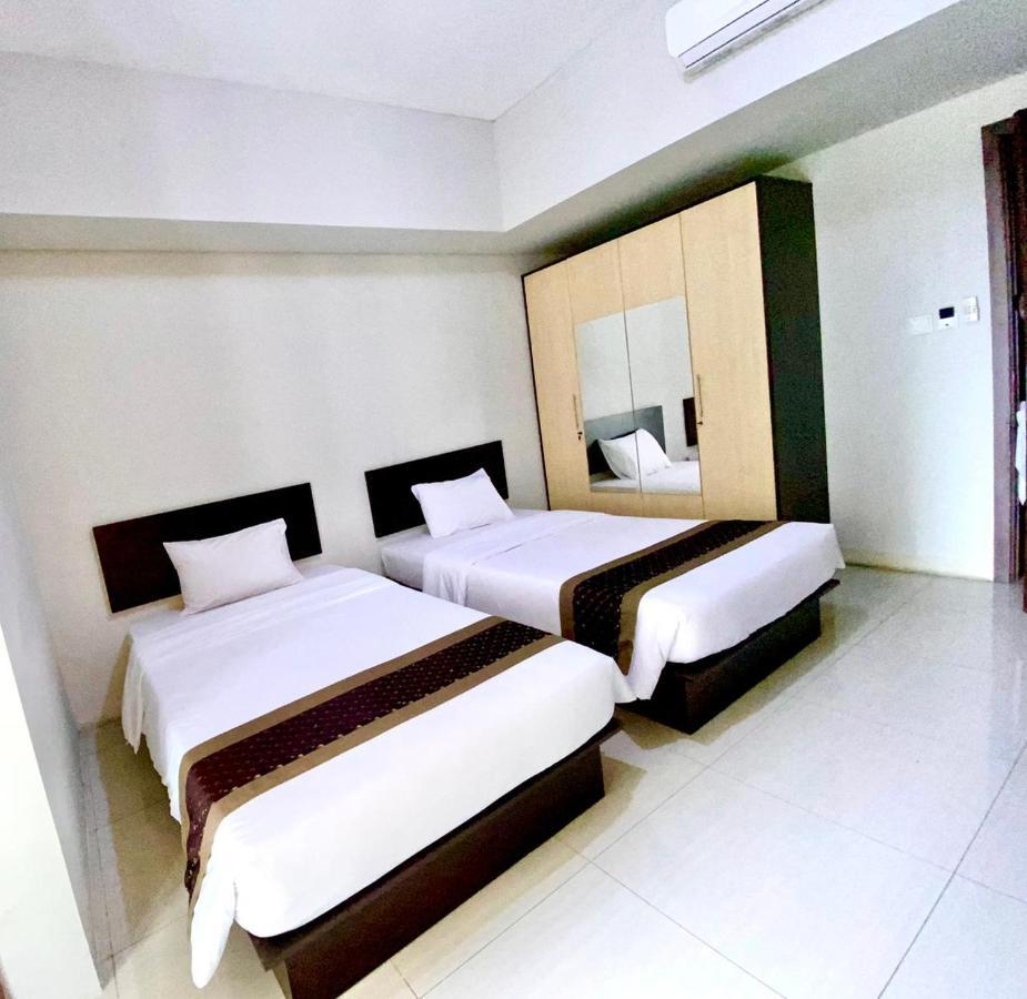 Skyland City Hotel Jatinangor Cilimus Buitenkant foto