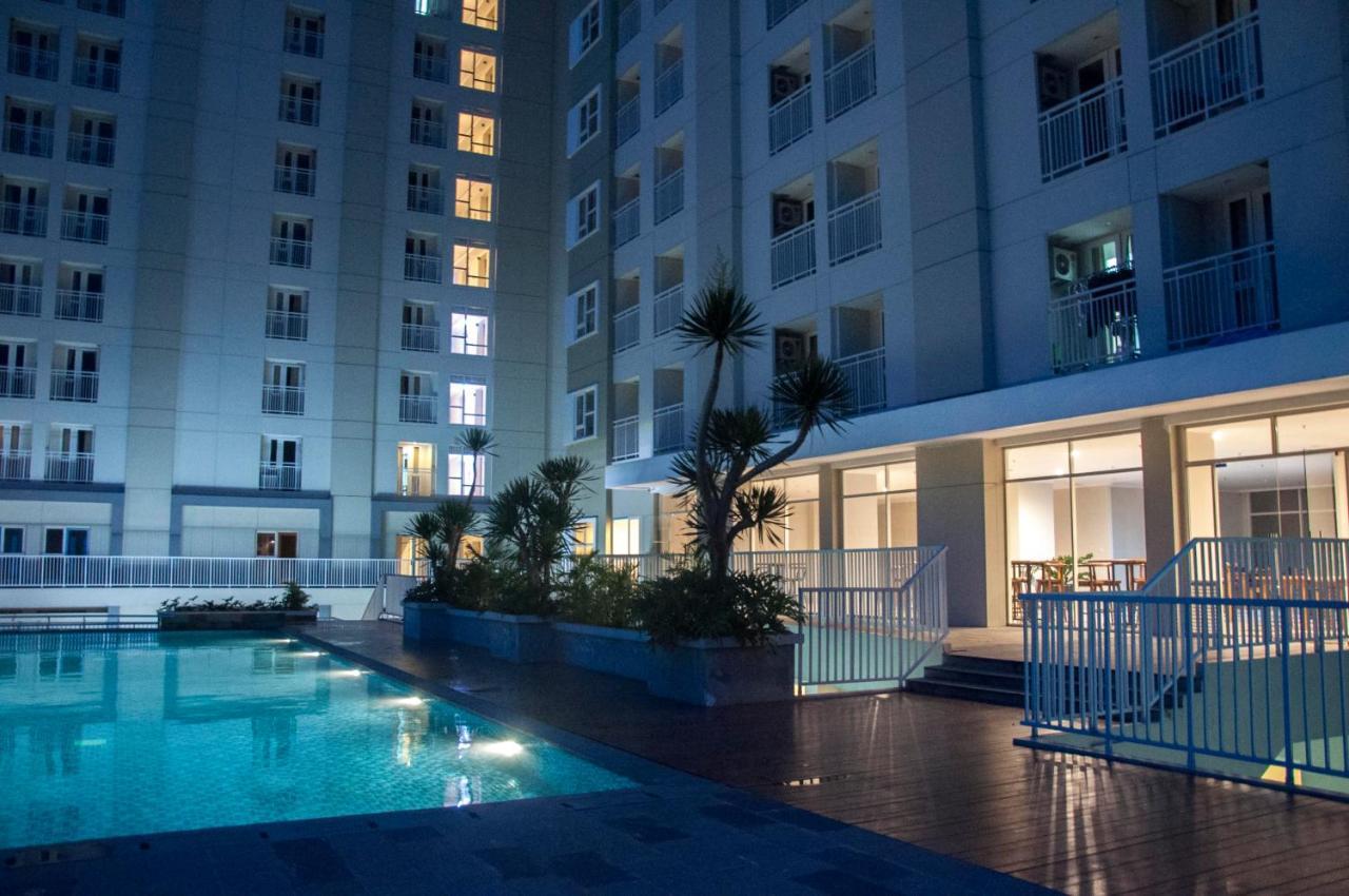 Skyland City Hotel Jatinangor Cilimus Buitenkant foto